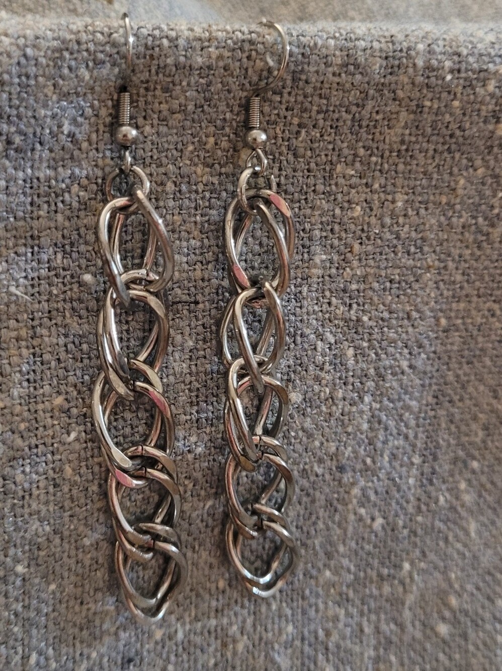 💜2 for $10💜 Bundle and save Silver Link Drop Earrings
